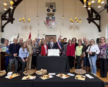 G_Photo de groupe à la cérémonie officielle