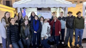 G_Devant le stand australien