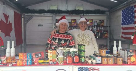 G_Stand Oakwood-Outremont